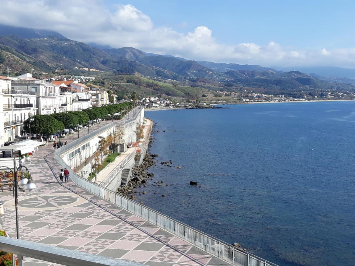 Il Molo Camere Per Vacanze Диаманте Екстериор снимка